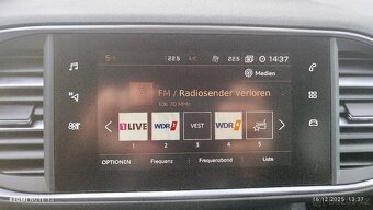 Peugeot 308 kombi 1.2 benzín, 2020 - 6