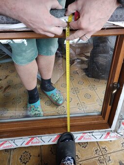 Střešní plastové okno Roto vcetne oplechovani - 6