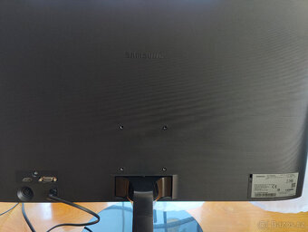 Ultratenký LED monitor 27" SAMSUNG, Full HD - 6