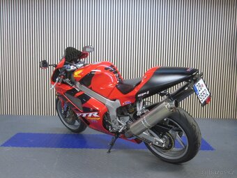 Honda VTR 1000 SP1 - 6