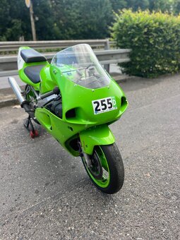 Kawasaki zx7r - 6