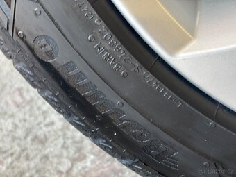 Alu kola 5x112 r17 Škoda- zánovní pneu - 6