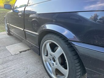 Bmw e36 323i coupe - 6