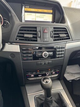 Mercedes-Benz E250CDi KUPÉ // MANUÁL - 6