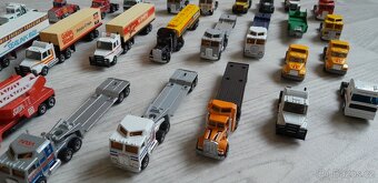 autíčka - angličáky Matchbox  CONVOY - 6