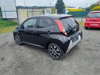 Toyota Aygo 1.0 VVT-i 53KW serviska 2x klíč TOP výbava - 6