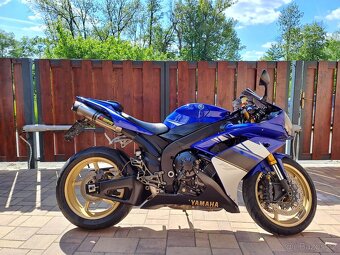 Yamaha YZF-R1 RN19 TOP STAV - 6
