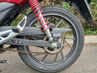 Honda CB 125 F jen 5700Km - 6