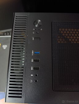 Evolveo Ptero Q12 – RGB PC skříň (ATX / mATX / miniITX) - 6