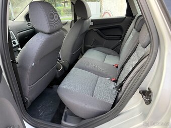 Ford Focus kombi 1,6Tdci 66kW r.v.2006 Serviska - 6