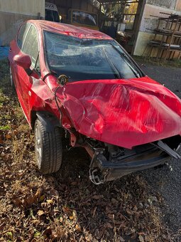 Prodám Seat Ibiza 1.4, 16V, 63kw na ND - 6