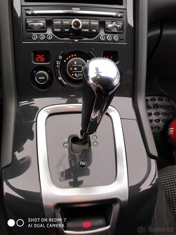 Peugeot 5008 1,6 HDI, 7 míst, automat - 6