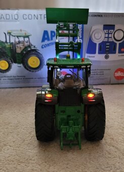 RC traktor Siku Control John Deere 7310R - 6