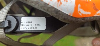 Dětská přilba na kolo zn. UVEX - 6