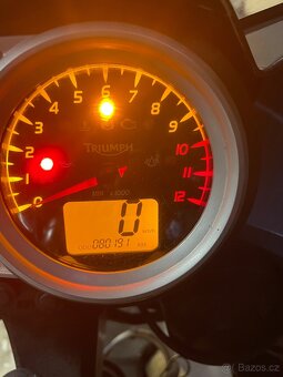 Triumph Tiger 1050 - 6