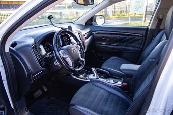 Mitsubishi Outlander PHEV Plugin Hybrid / AJ NA SPLÁTKY / - 6