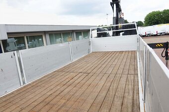 Mercedes-Benz Antos 2830 - valník s hydraulickou rukou - 6