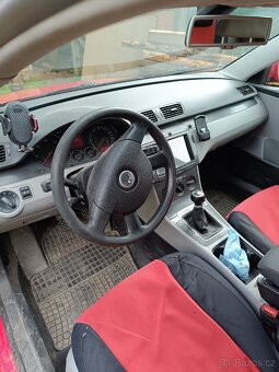 Volkswagen Passat - 6