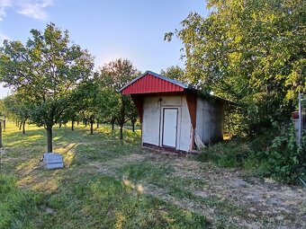 🏡 Prodej zahrady 1026 m² se zahradním domkem a studnou - 6