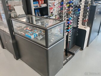 vybavení prodejny - cykloobchodu - 6