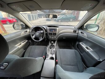 Subaru Impreza 1.5R AWD - 6