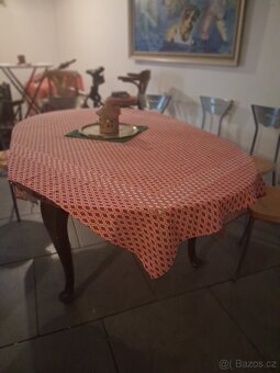 Masivní stůl s lavicemi - 6