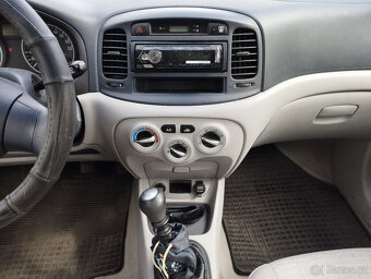 Hyundai Accent 2007 - 1.4 benzin 71 Kw - 6