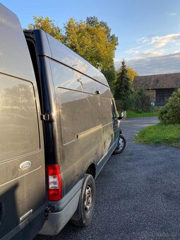 Ford Transit 350L - 6