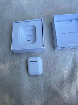 Apple AirPods 2 - 6