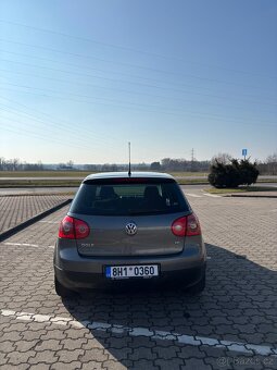 Volkswagen Golf 5, 1.6 75kW - 6