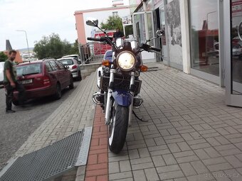 Suzuki GSX 1400 - 6