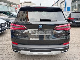 BMW X5 45e xDrive 3.0 290kW 4X4 X-Line Vzduch 2x ALU 19" - 6