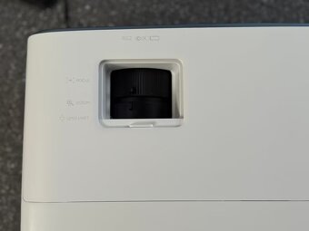 Prodám BenQ TK850 4K projektor – ideální volba pro domácí ki - 6