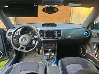 VW Beetle/Brouk 2.0 tsi 155 kW 6 st. MANUÁL, naj - 6