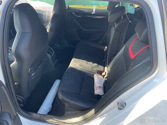 Škoda Octavia 3 RS díly - 6