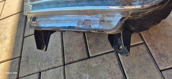 Prodám na Dodge Durango LP světlo poškozené - 6