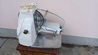 Nářezový stroj Berkel - 6