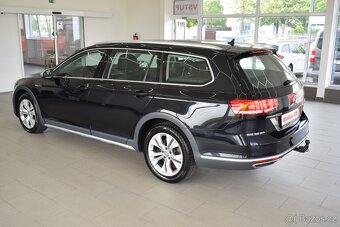 Volkswagen Passat 2,0 TDi 176kW,ALLTRACK,Virtual,LED-Matrix - 6