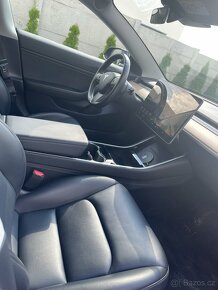Tesla Model 3 SR 2019 - 6