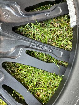 Original BMW M3/M4 zimní sada 19" Styling 829M - 6