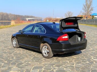 VOLVO S80 2.4D D5 - 6