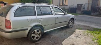 Octavia combi 1.9tdi 81 kw - 6