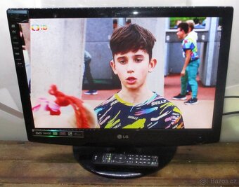 LCD televize 55 cm LG, 22 palců, nemá DVBT2 - 6