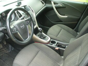 Opel Astra 1.4i Turbo, 10/2011, 158 000 km - 6