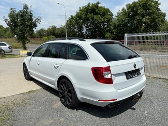 ŠKODA SUPERB 125 kW DSG 4x4 - 6