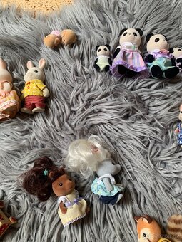 Postavičky + autíčka Sylvanian Families - 6