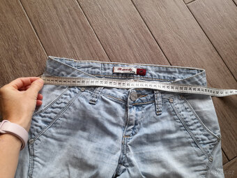 Světle modré džíny vel. S-M - 6