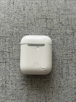 Apple Airpods 2019 s nabíjecím pouzdrem bílá - 6