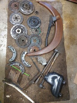 Trabant konvolut dílů - 6