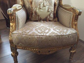 Atraktivní sedací souprava - 6